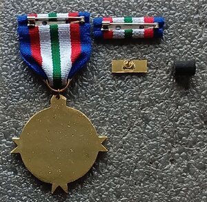 Медаль За военные гражданские действия Филиппины фрачник