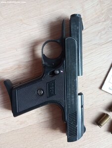 Дамский пистолет perfecta fbi 8000