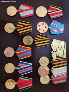 Лот различных медалей