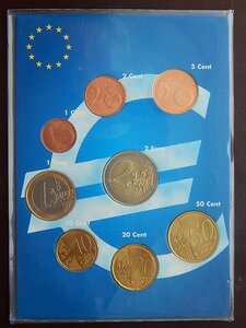 Набор Евро Словакия 2009 г. В буклете.