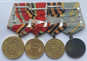 Комплект медалей на колодке ( БЗ, 20 и 30 лет победы в ВОВ )